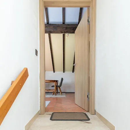 公寓 Fuer 4 Personen Mit 2 Schlafzimmer, Wohnzimmer, Kueche