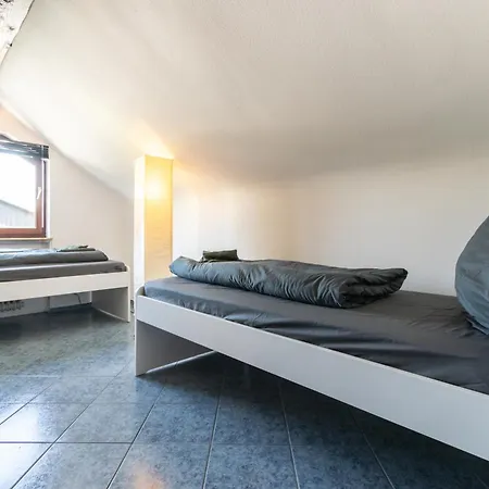 公寓 Fuer 4 Personen Mit 2 Schlafzimmer, Wohnzimmer, Kueche Munster (Darmstadt-Dieburg)