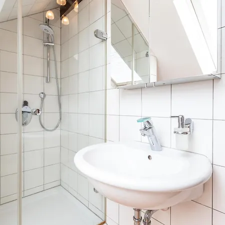 아파트 Fuer 4 Personen Mit 2 Schlafzimmer, Wohnzimmer, Kueche & Balkon