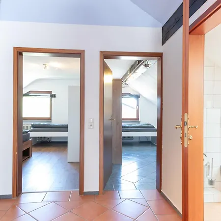 아파트 Fuer 4 Personen Mit 2 Schlafzimmer, Wohnzimmer, Kueche & Balkon