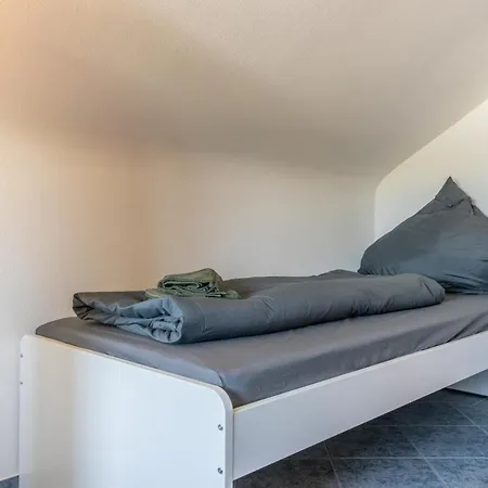 Fuer 4 Personen Mit 2 Schlafzimmer, Wohnzimmer, Kueche